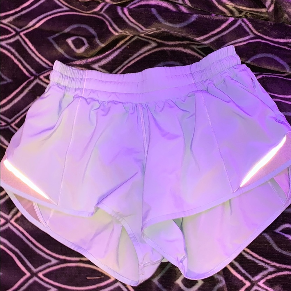 lulu lemon light blue hotta hot shorts size 4